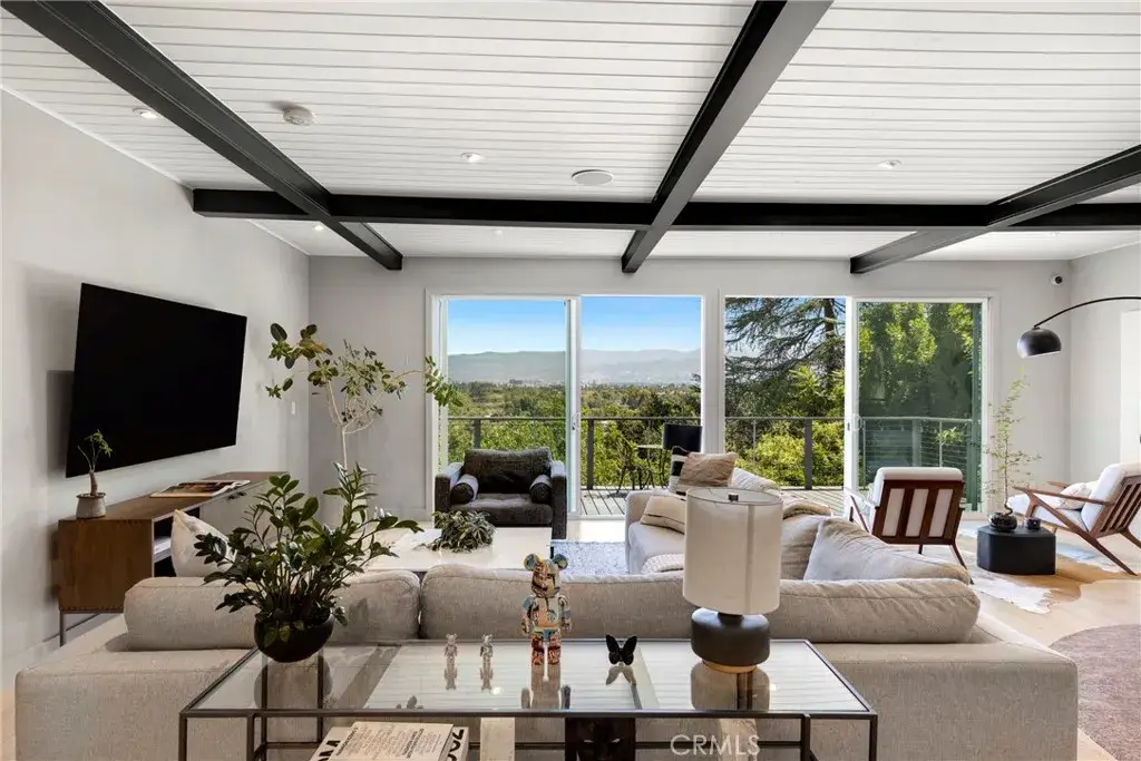 11661 Picturesque Dr, Studio City, CA 91604 - #1