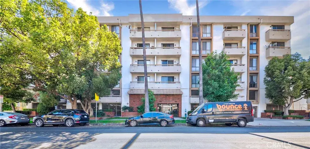 533 S St Andrews Place #408, Los Angeles, CA 90020 - #1