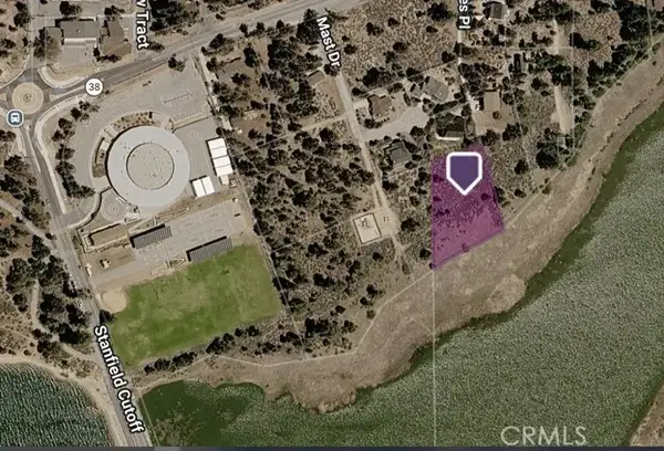 38 North Shore, Big Bear City, CA 92314