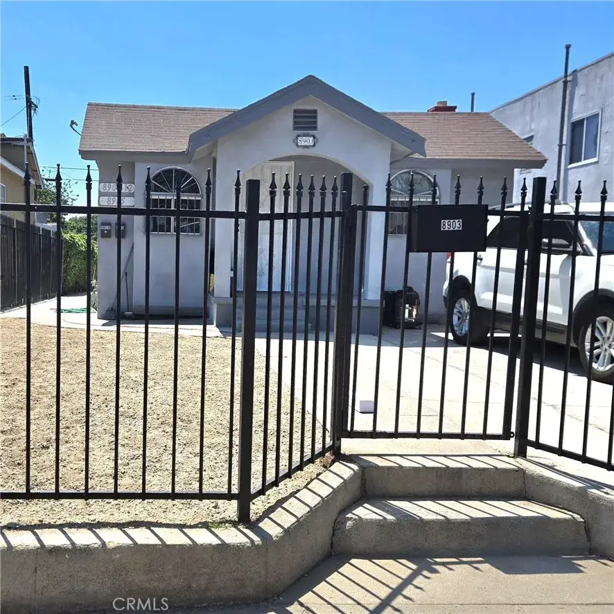 8903 Baring Cross, Los Angeles, CA 90044 - #2
