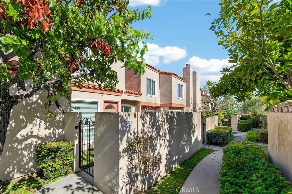 3442 Del Amo Blvd, Torrance, CA 90503 - #1