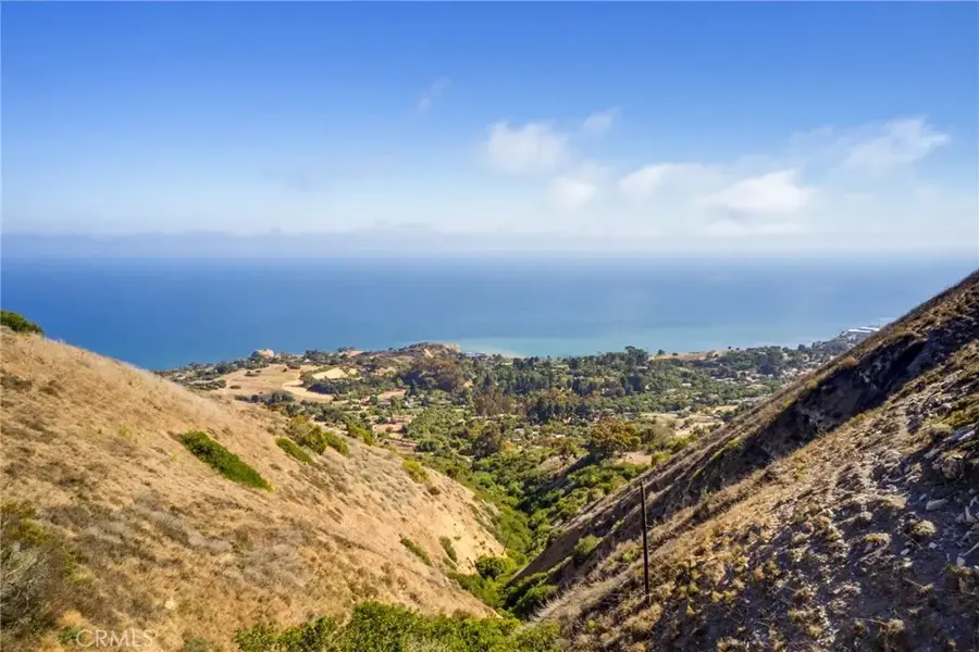 8 Burrell Lane, Rancho Palos Verdes, CA 90275 - #3