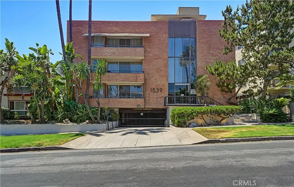 1539 Laurel Avenue #202, Los Angeles, CA 90046 - #1