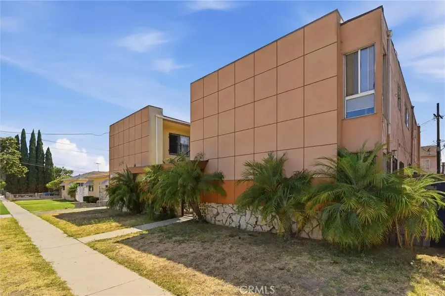 925 Larch, Inglewood, CA 90301 - #3