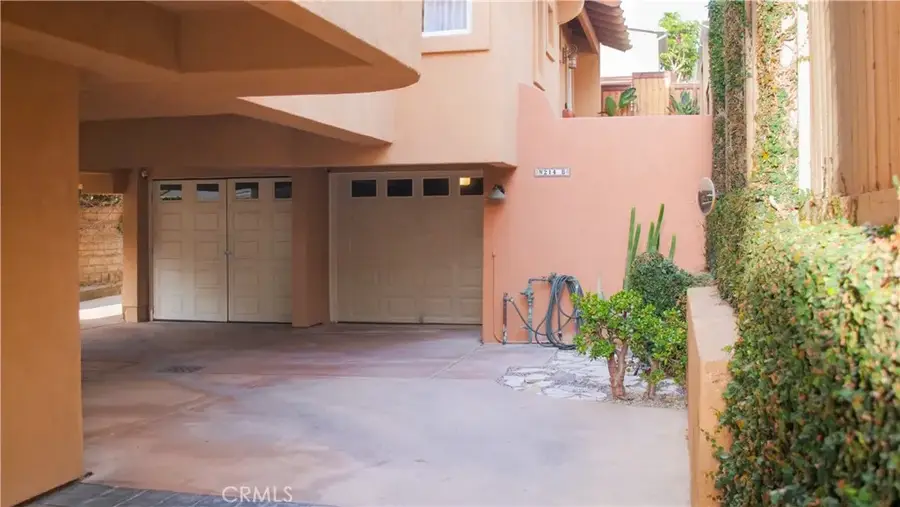 214 N Irena #B, Redondo Beach, CA 90277 - #2