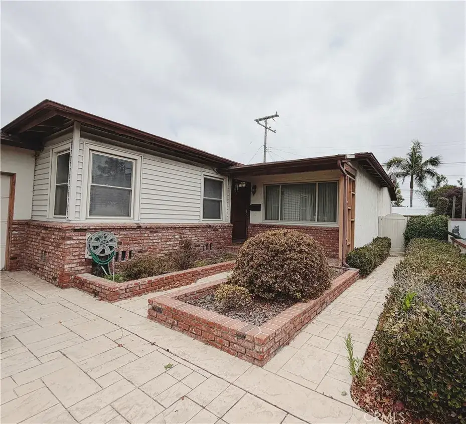 13318 Grider Ave, Hawthorne, CA 90250 - #1