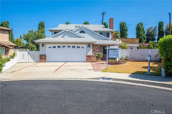 21200 Oakfort Avenue, Carson, CA 90745