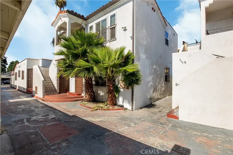 522 W 82nd St, Los Angeles, CA 90044 - #3