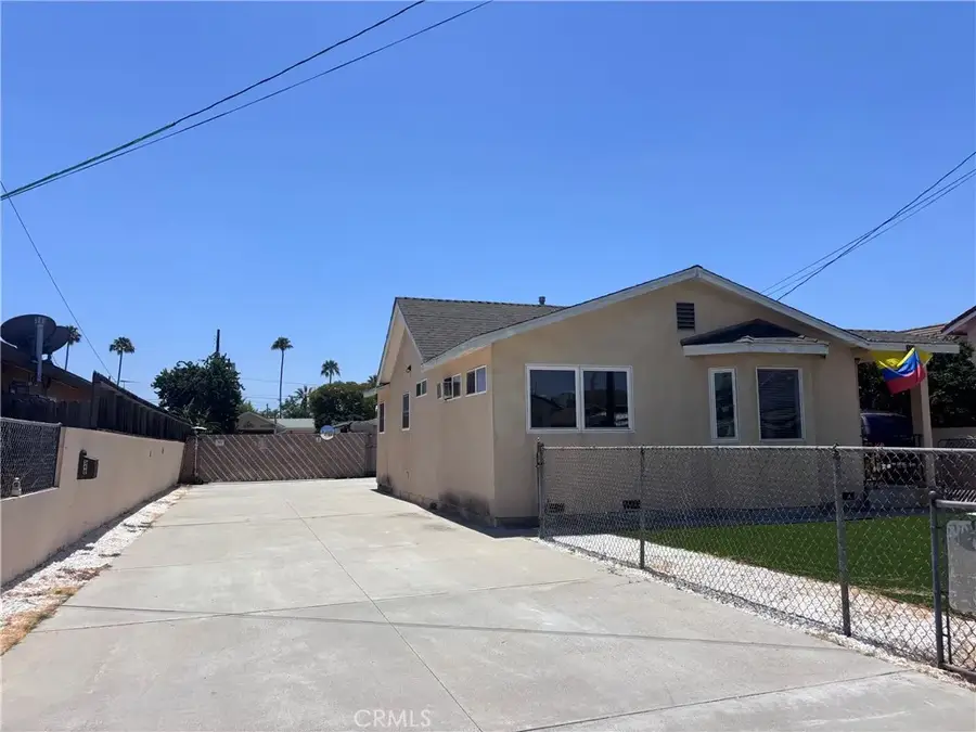 546 E 220th, Carson, CA 90745 - #2
