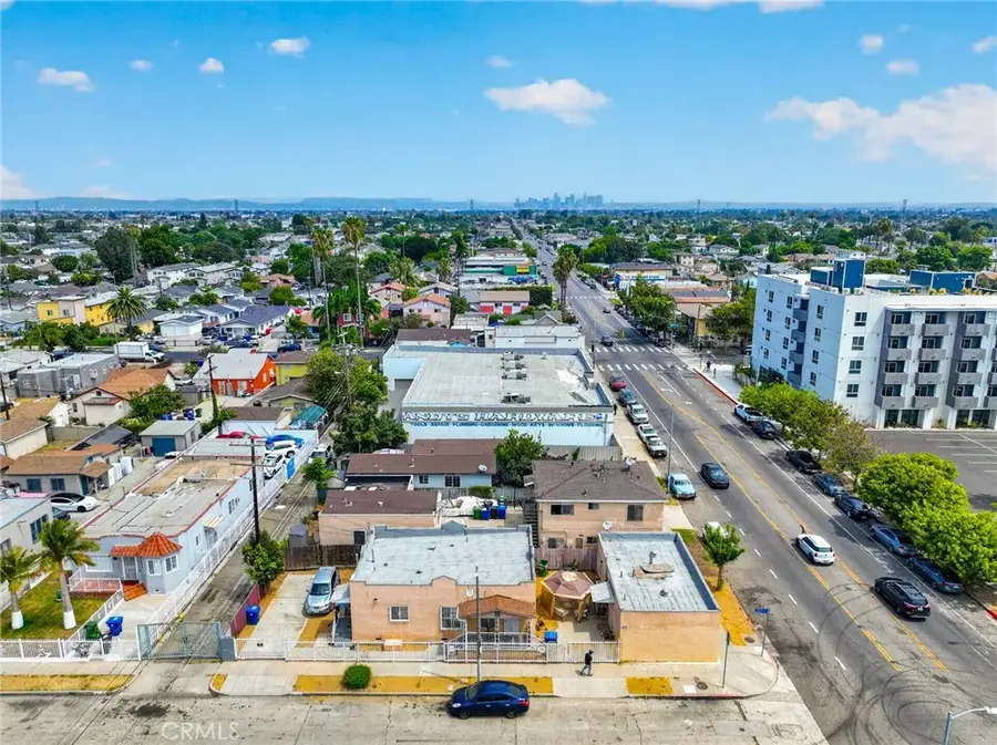 251 E 105th, Los Angeles, CA 90003 - #2