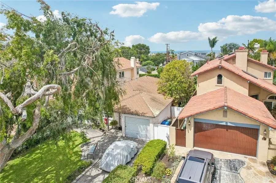 647 S Irena Avenue, Redondo Beach, CA 90277 - #2