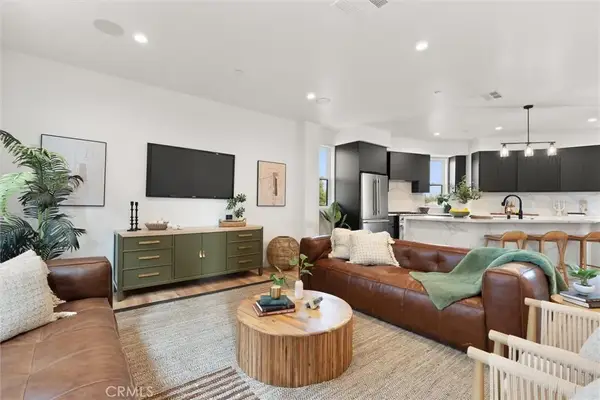 6059 N Tujunga Avenue, North Hollywood, CA 91606