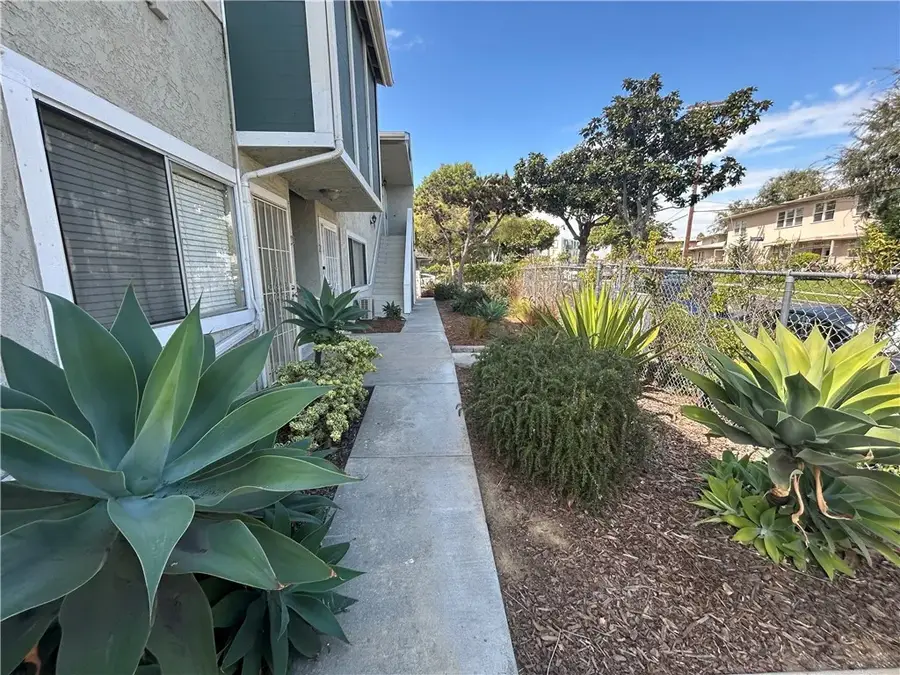 6900 Knowlton Place, Los Angeles, CA 90045 - #2