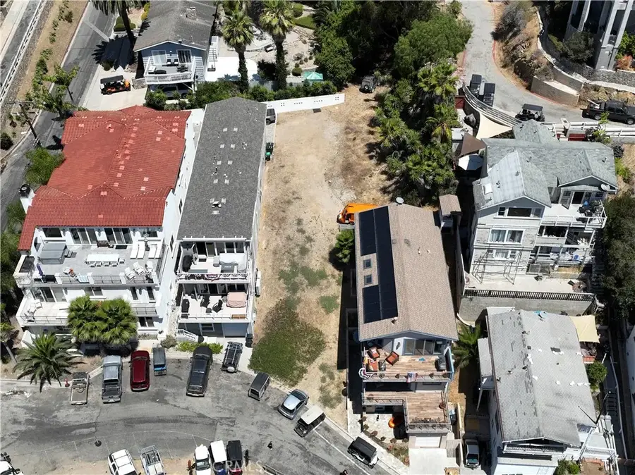 151 Olive St., Avalon, CA 90704 - #2