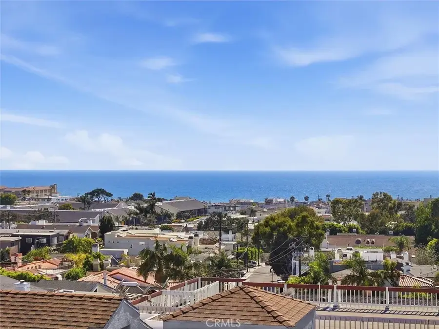 721 3rd Street, Hermosa Beach, CA 90254 - #3