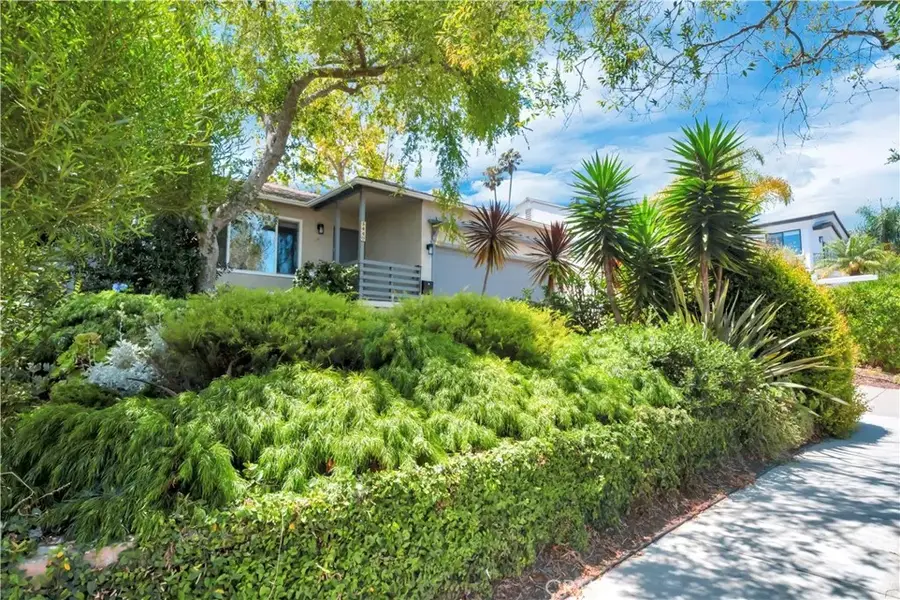 1440 19th, Manhattan Beach, CA 90266 - #3