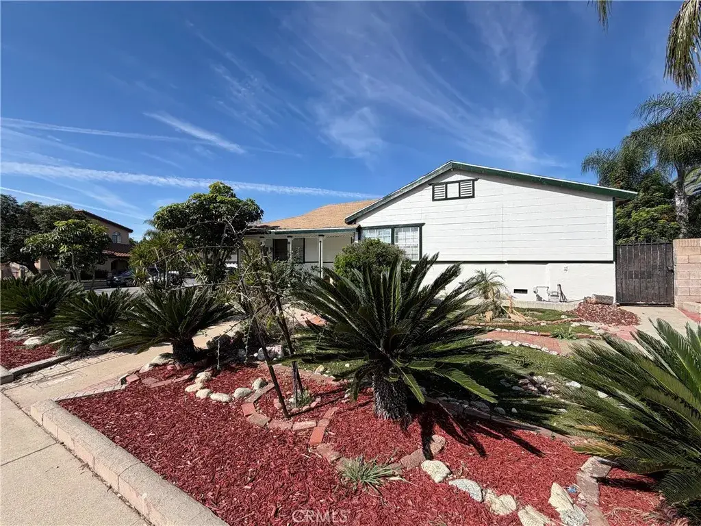 479 Carleton Avenue, Claremont, CA 91711 - #1