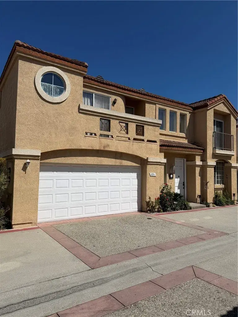 123 E 220th, Carson, CA 90745 - #2