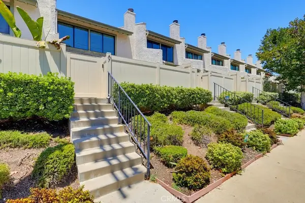 5269 Colodny Drive #7, Agoura Hills, CA 91301