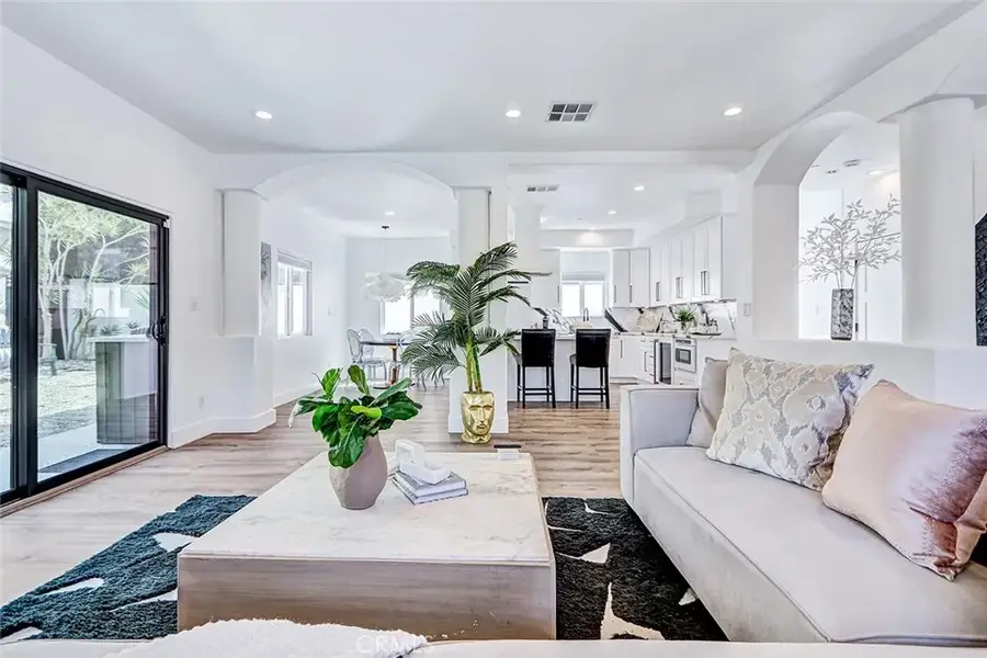 2113 Harriman #A, Redondo Beach, CA 90278 - #2