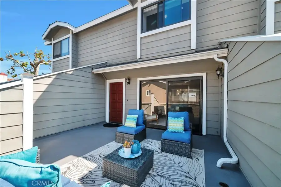 2721 Gramercy Avenue #2, Torrance, CA 90501 - #3