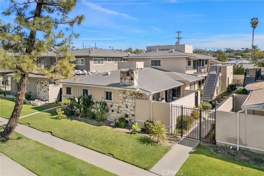 10632 Crenshaw Blvd, Inglewood, CA 90303 - #2