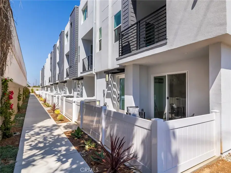 123 E 223rd #3, Carson, CA 90745 - #3