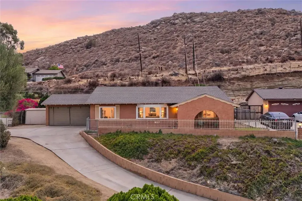 5435 Pinto, Jurupa Valley, CA 92509 - #1