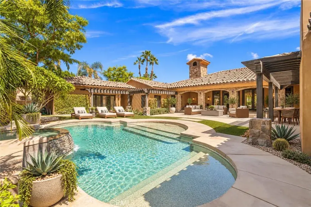 725 Dogwood West, Palm Springs, CA 92264 - #1
