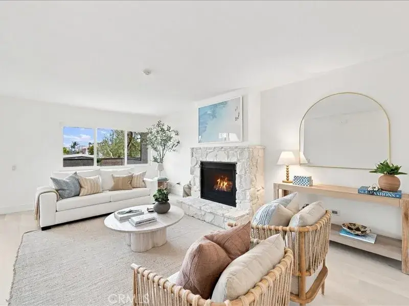2120 Dufour Avenue #2, Redondo Beach, CA 90278 - #3