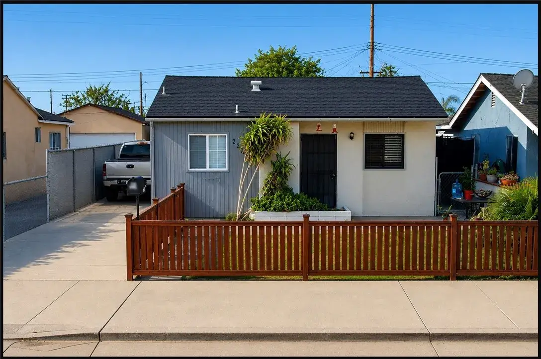 12042 166th, Artesia, CA 90701 - #1