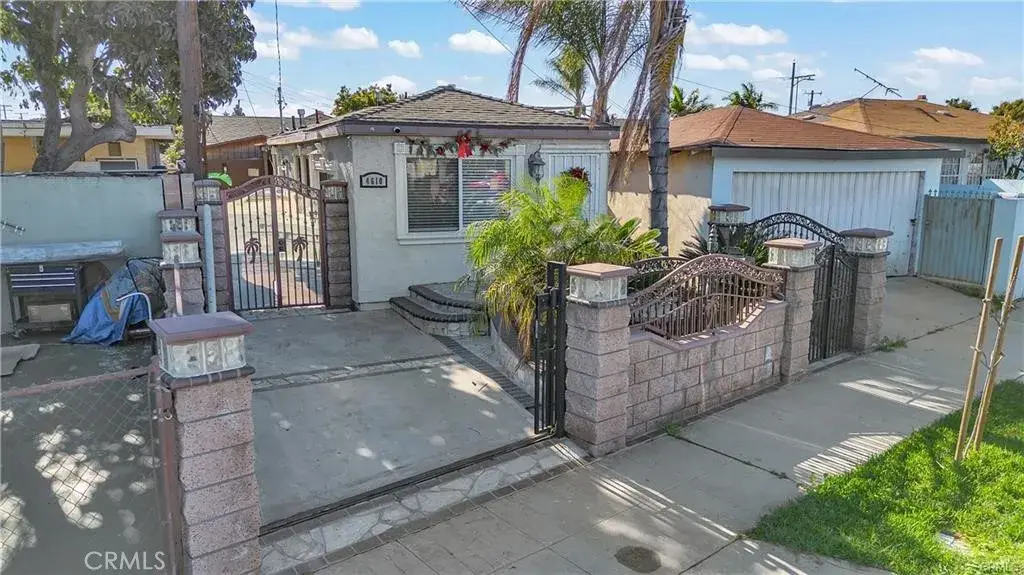 4610 Leonis, Commerce, CA 90040 - #1