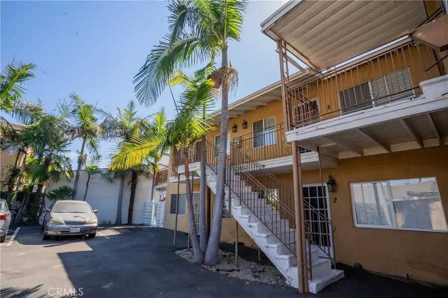 3622 E 11th, Long Beach, CA 90804 - #2