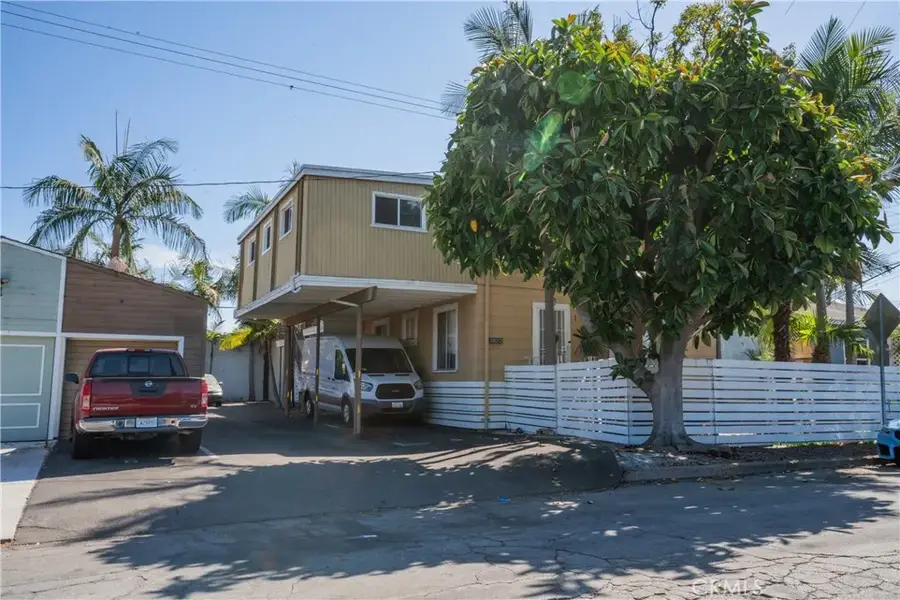 3622 E 11th, Long Beach, CA 90804 - #3