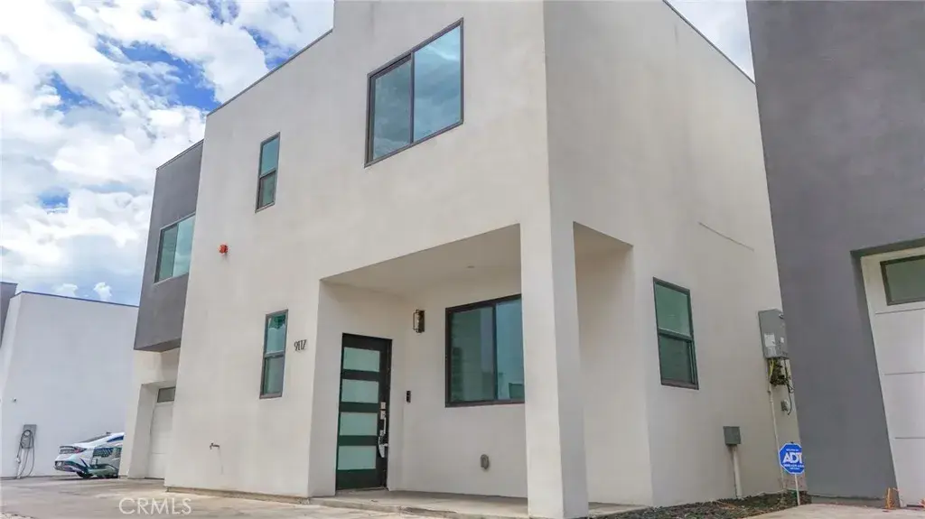 9117 N Nilo Lane, Panorama City, CA 91402 - #1