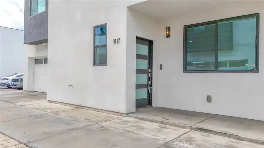 9117 N Nilo Lane, Panorama City, CA 91402 - #3
