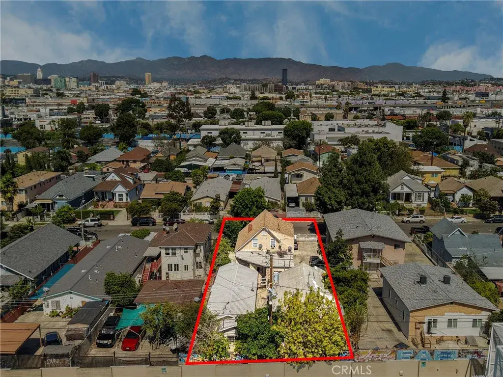 1352 E 21st Street, Los Angeles, CA 90011 - #1
