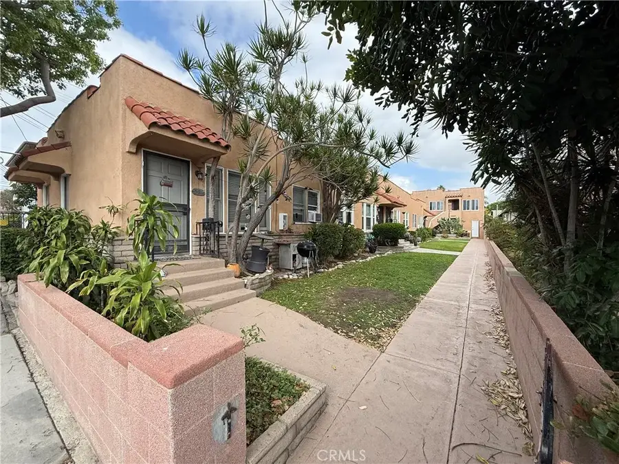 566 W 17th, San Pedro, CA 90731 - #2