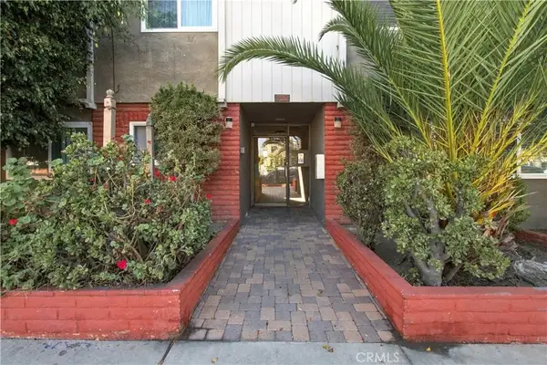 725 Coronado #112, Long Beach, CA 90804
