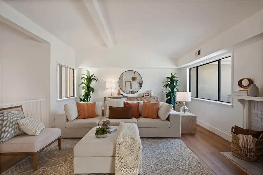 1833 11th Street #B, Manhattan Beach, CA 90266 - #3