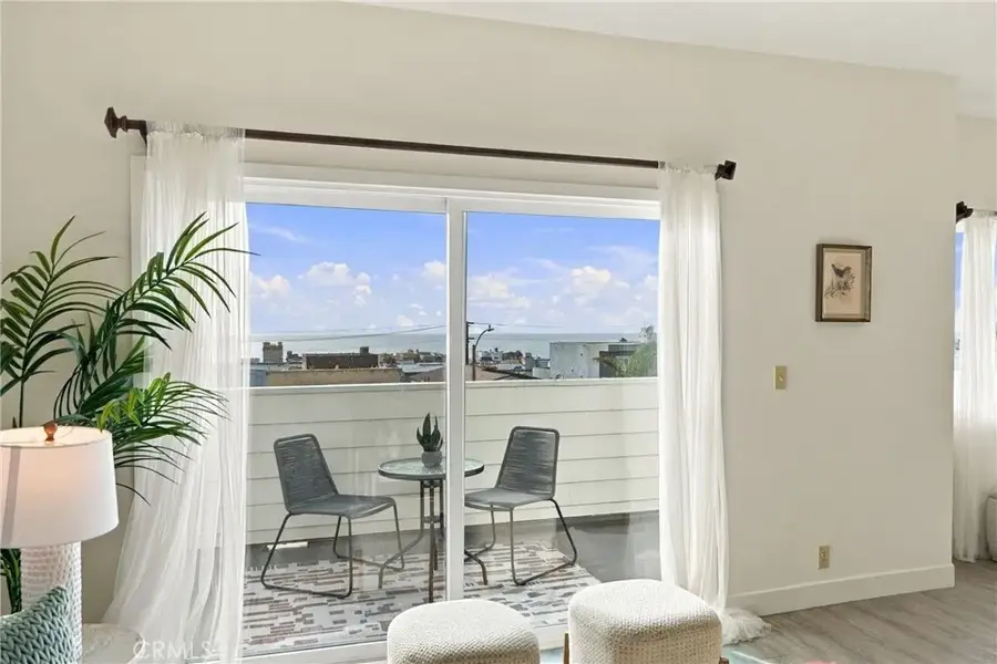 446 Monterey, Hermosa Beach, CA 90254 - #2