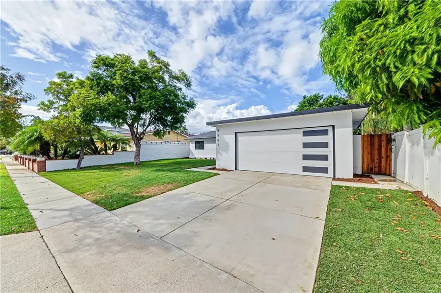 8561 Donald Circle, Huntington Beach, CA 92647 - #3