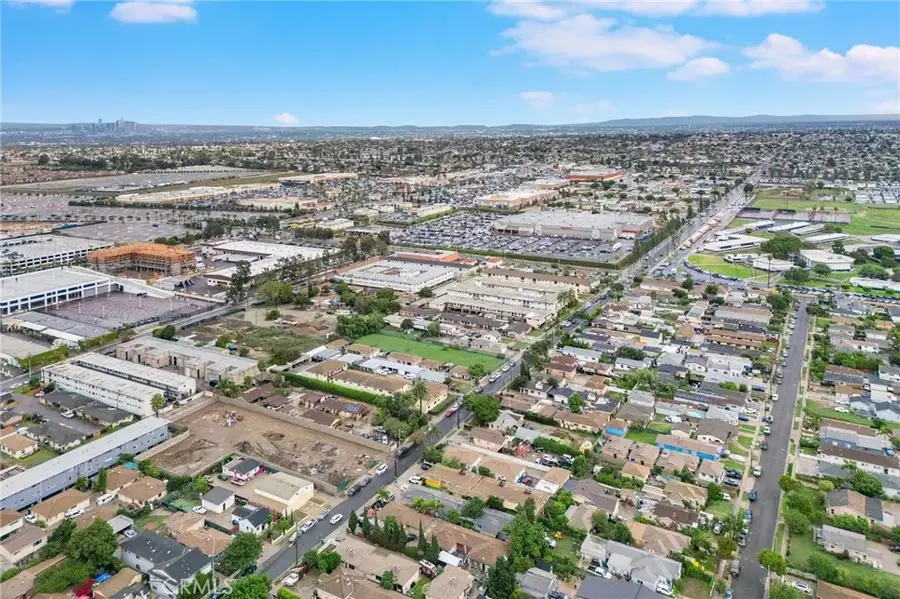 3668 W 102nd, Inglewood, CA 90303 - #2