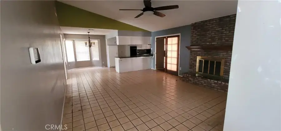 5312 Deville Court, Bakersfield, CA 93308 - Image #3