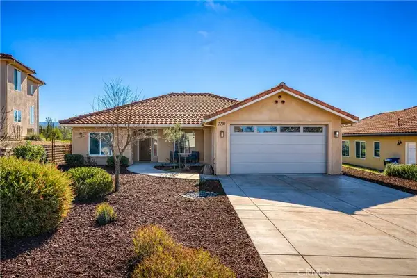 2210 Holly Drive, Paso Robles, CA 93446