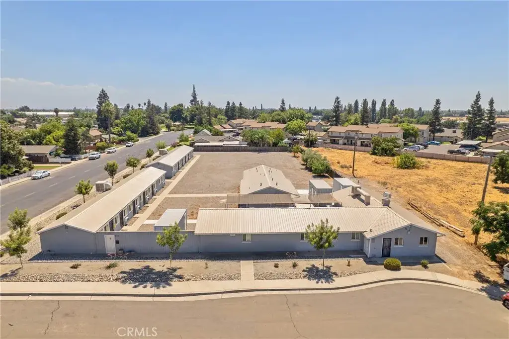 638 W Kern, Dinuba, CA 93618 - Image #1