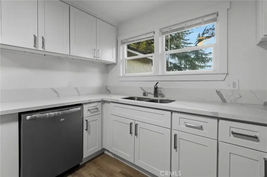 212 Sonoma Avenue, Chowchilla, CA 93610 - Image #2