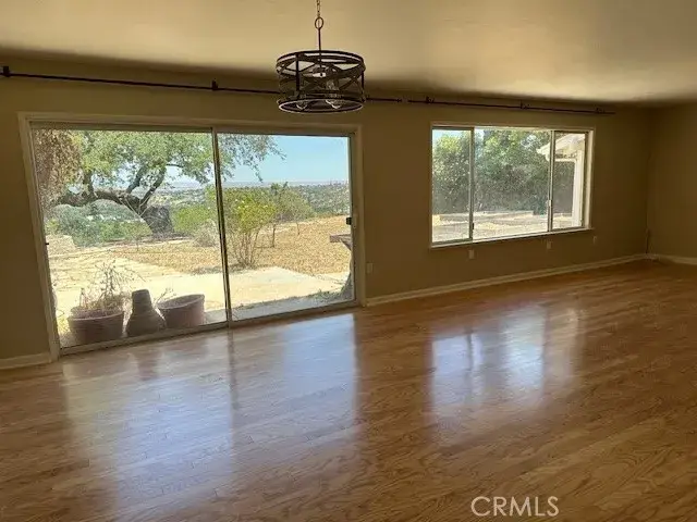 215 Hilltop, Paso Robles, CA 93446 - Image #1