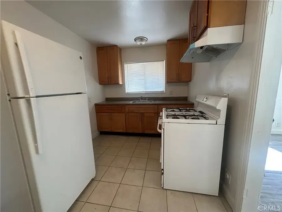 422 N Glenn, Fresno, CA 93701 - Image #3