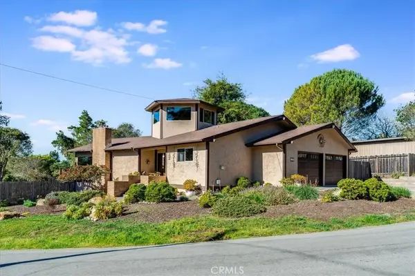 679 Orlando, Cambria, CA 93428